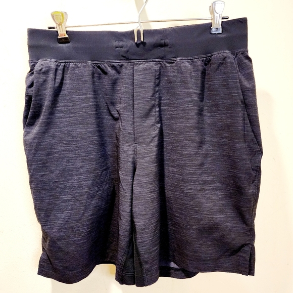 Lululemon Men's Dark Gray Athletic Drawnstring Shorts size M - Picture 4 of 13